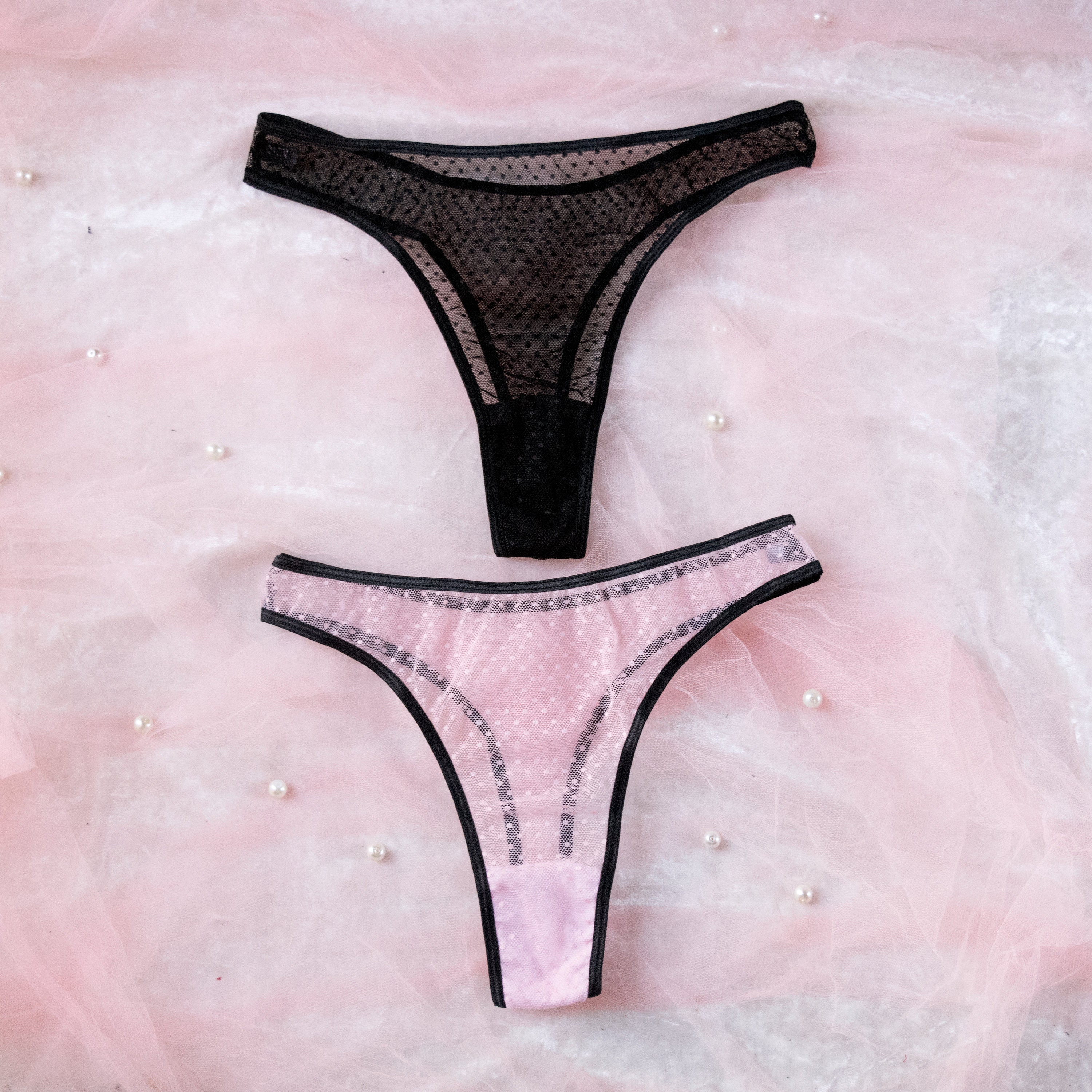 Черные стринги Athena XXL/3XL Pas_Athena thong BlackXXL/3XL - Passion - Трусики-стринги - Купить