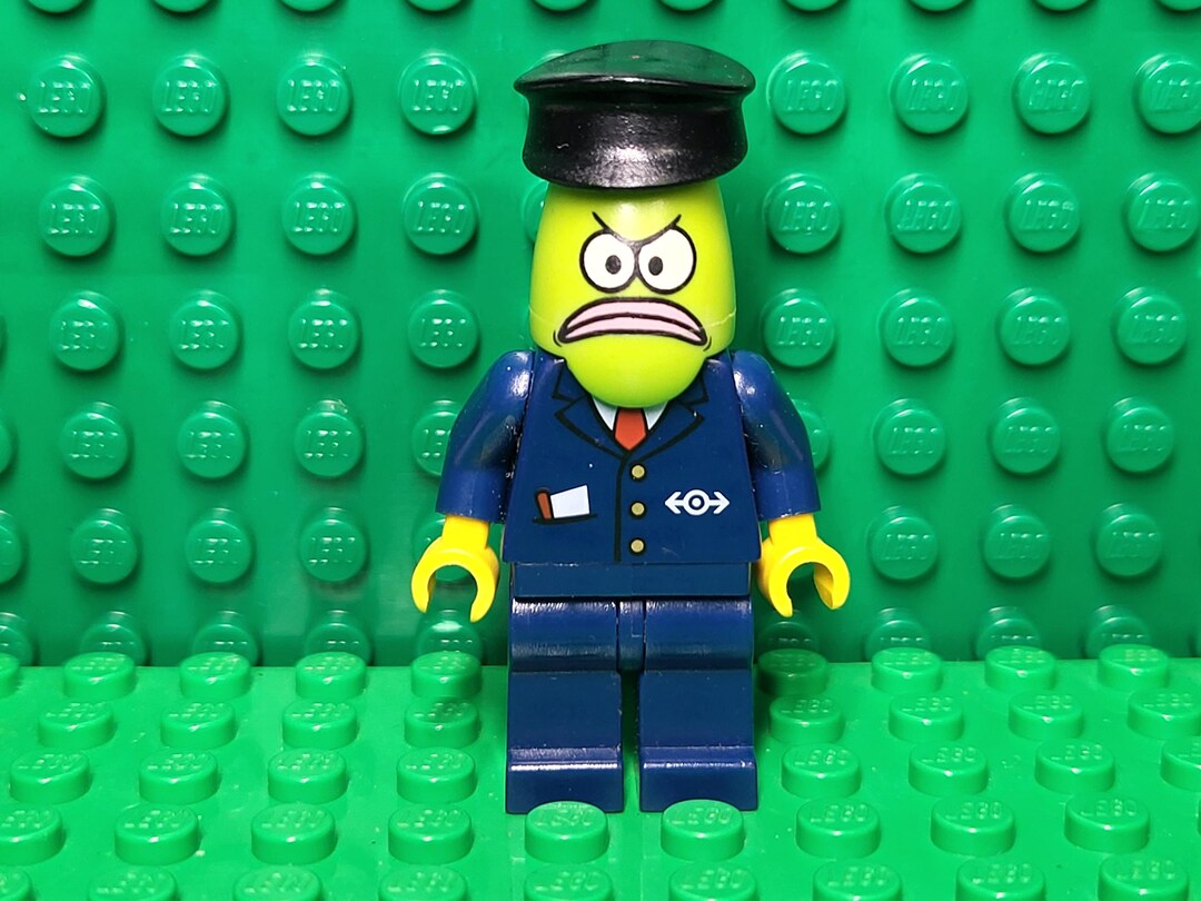 LEGO Spongebob Squarepants Bikini Bottom Express Bus Driver
