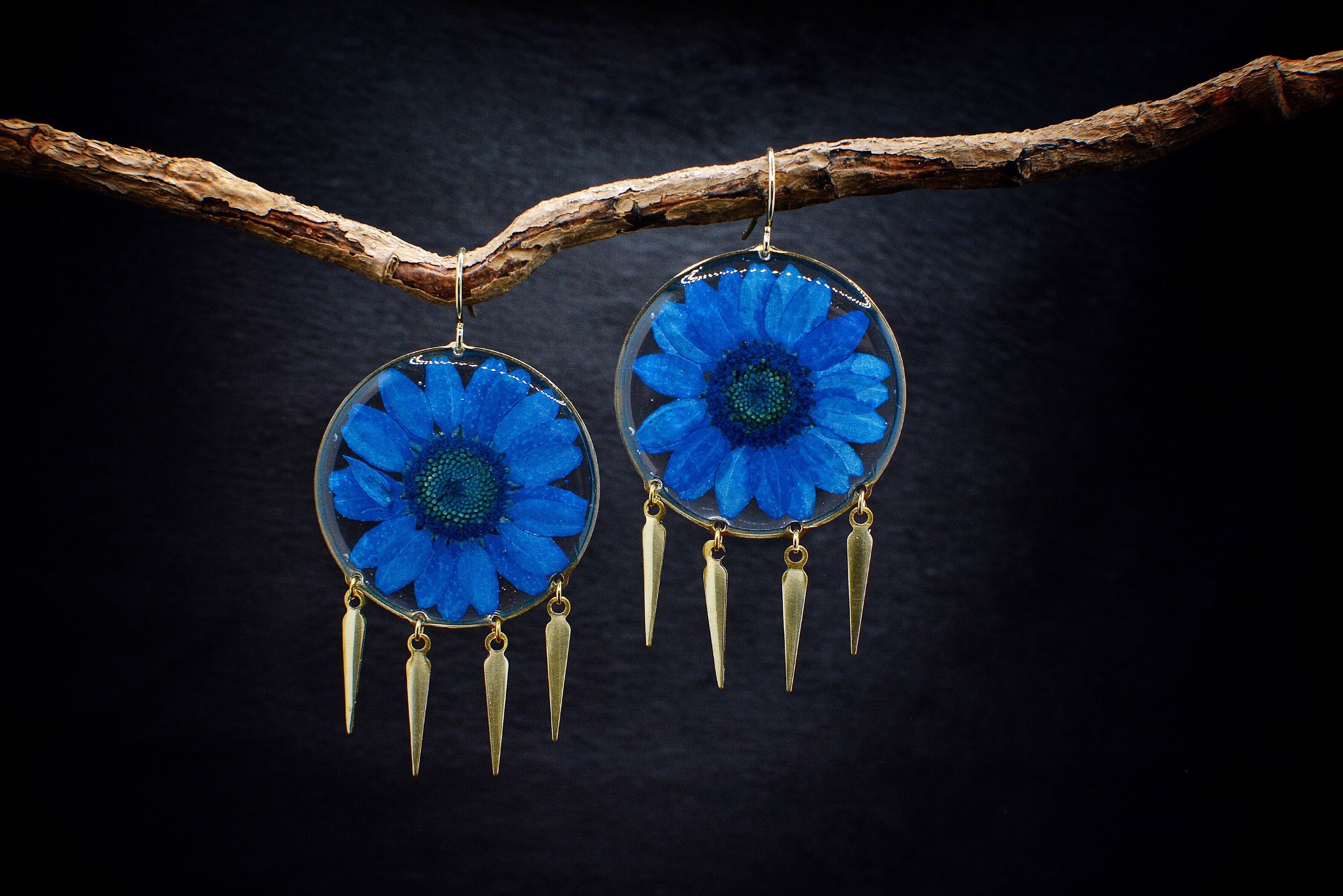 Blue Flower Earrings/Pressed Earrings/Gift For Her/Botanical Jewelry/Flower Dangle Earrings/Aesthetic Jewelry/Boho Style