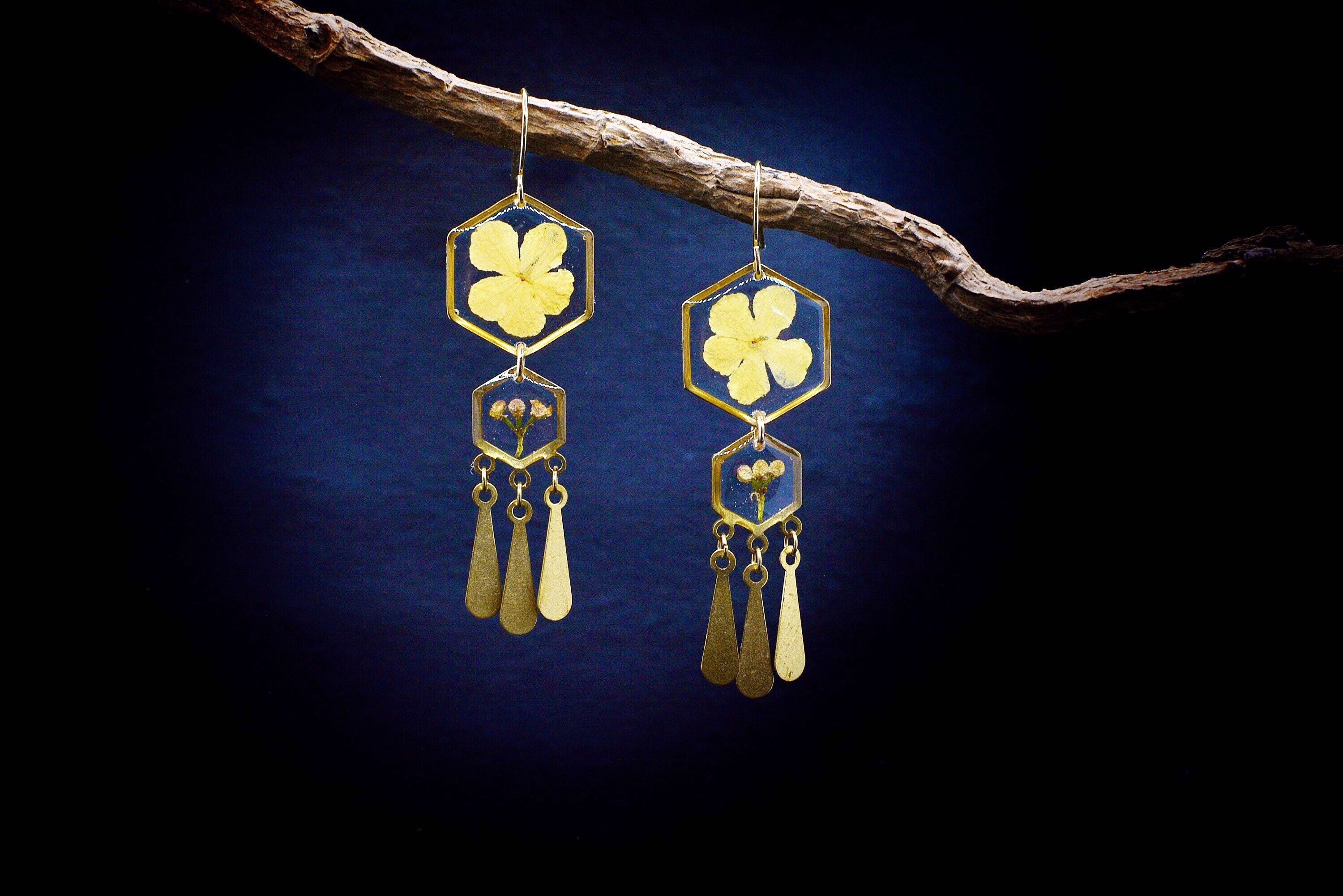 Pressed Flower Earrings/Dangle Drop Earrings/Hexagon Geometric Jewelry/