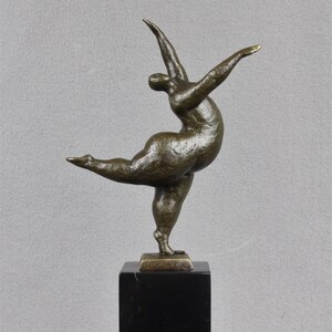 Bronze Sculpture Dancing Lady Female Nude Voluptuous Woman Curvy Model Body Girl Statue Figure