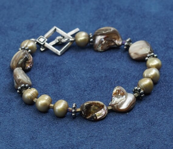 6.75", vintage (530327) sterling silver handmade bracelet, genuine nugget pearl beads and fine 925 silver toggle closure, silver tested