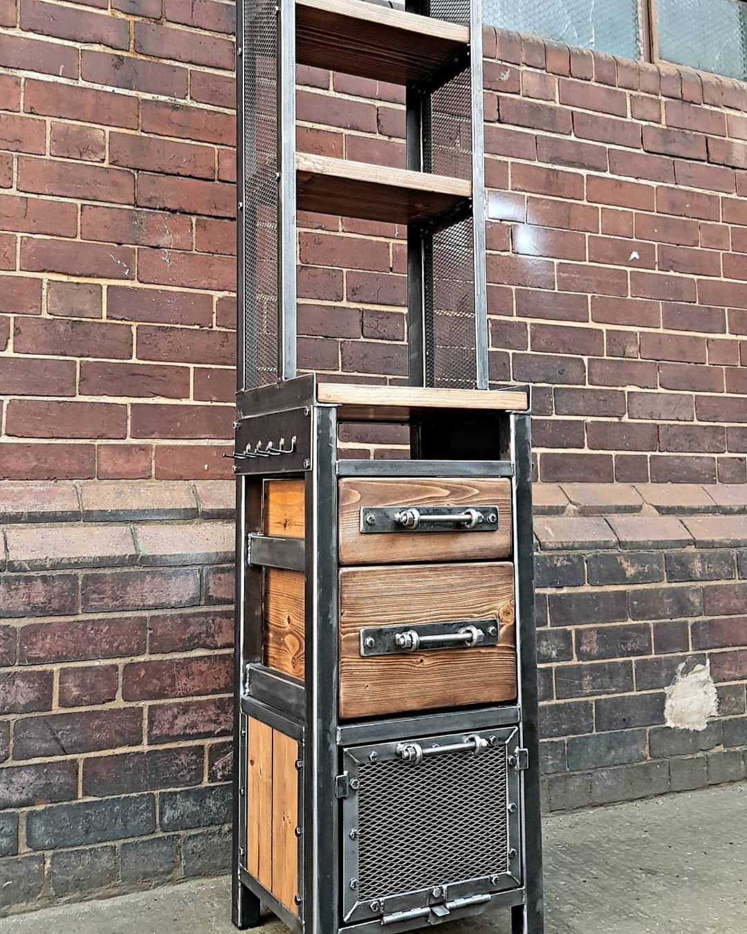 Industrial Style Hairdresser Barber Beauty Storage Trolley Tall Shelving Unit