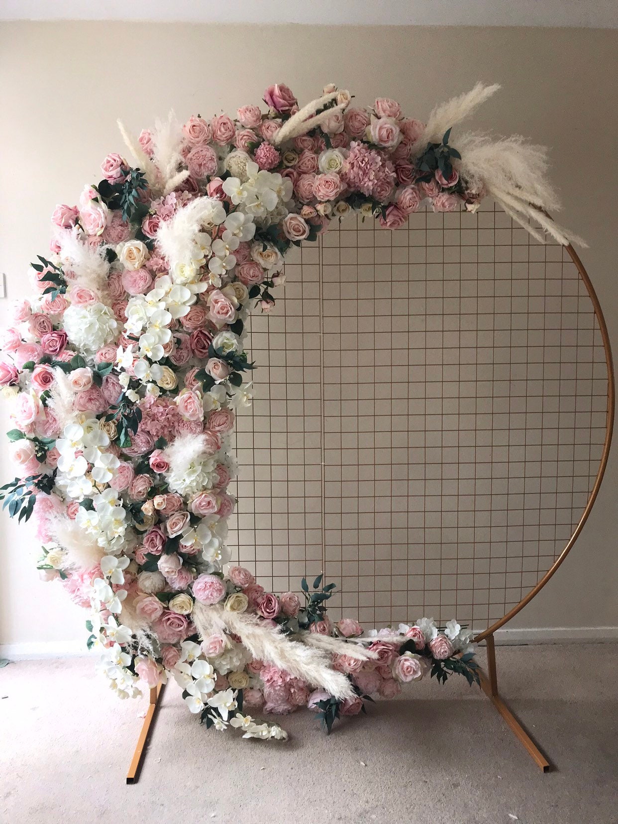 Mesh Gold Arch, Flower Wall, Floral Swag, Arch Metal Mesh Hoop, Photography Backdrop, Baby Shower Backdrop