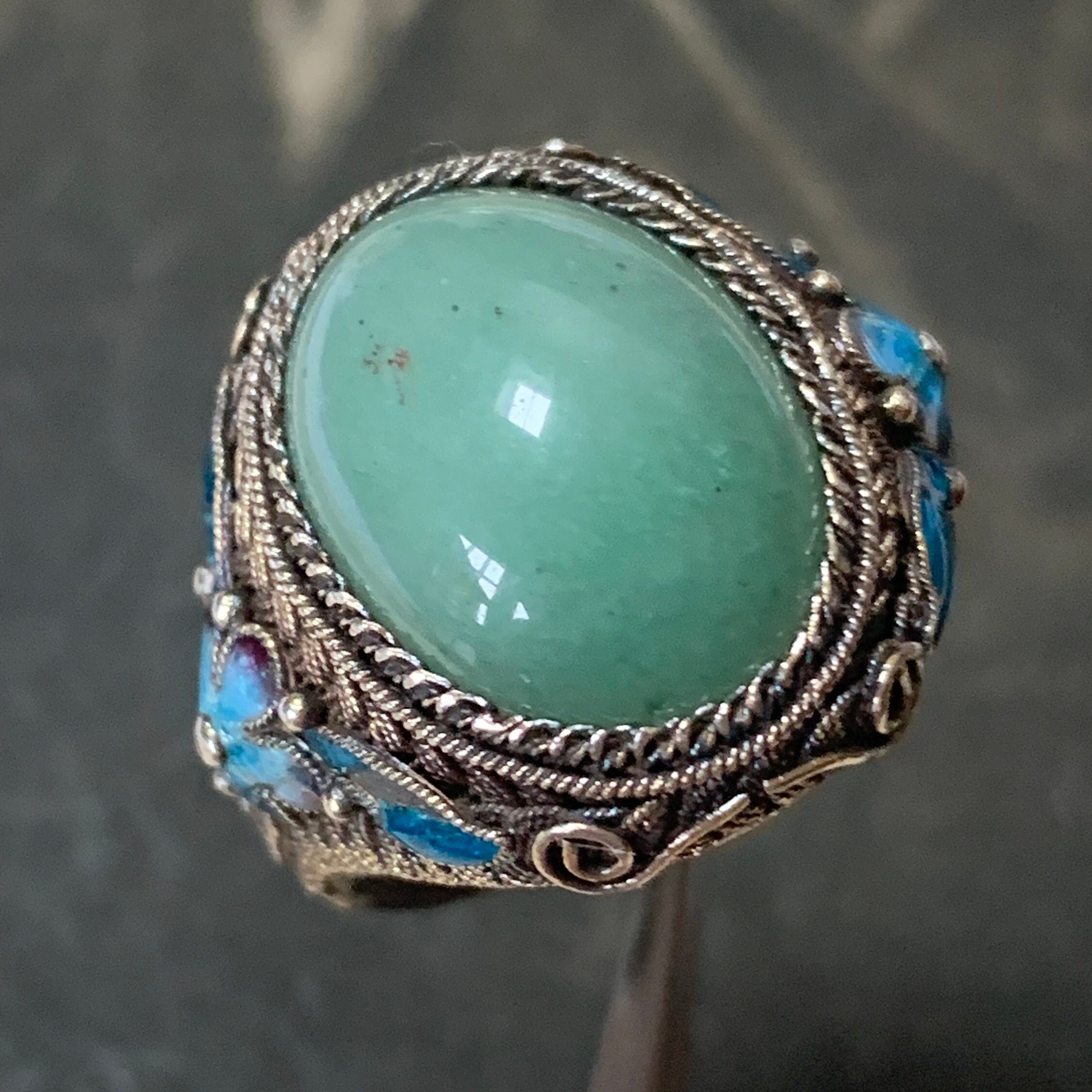 Edwardian Jade Ring With Fine Silver Filigree. Beautiful Blue Cloisonne Floral Enameling To The Shoulders