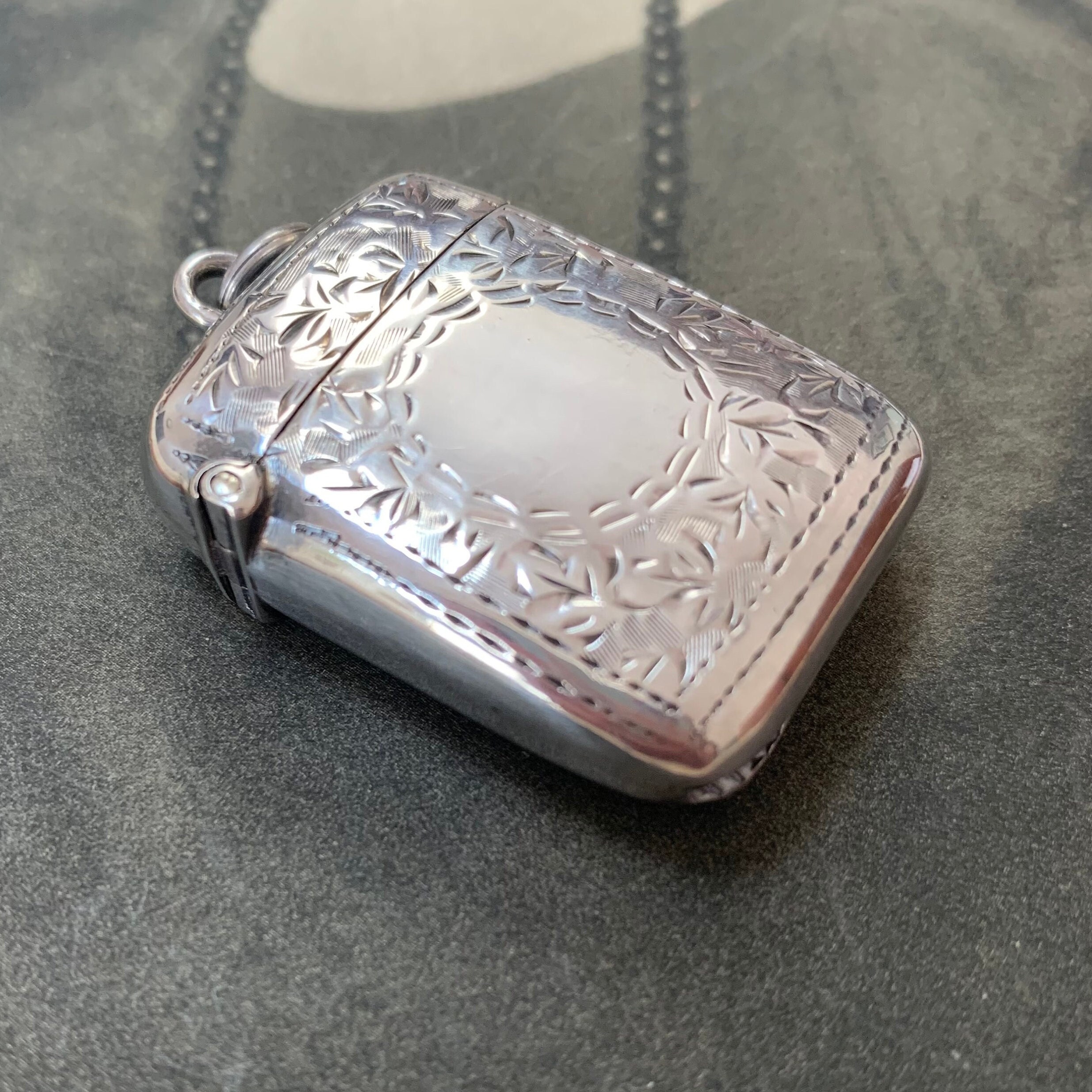 Edwardian Silver Locket Vesta Pendant Keepsake For Chain Necklace English Hallmark Dates 1907