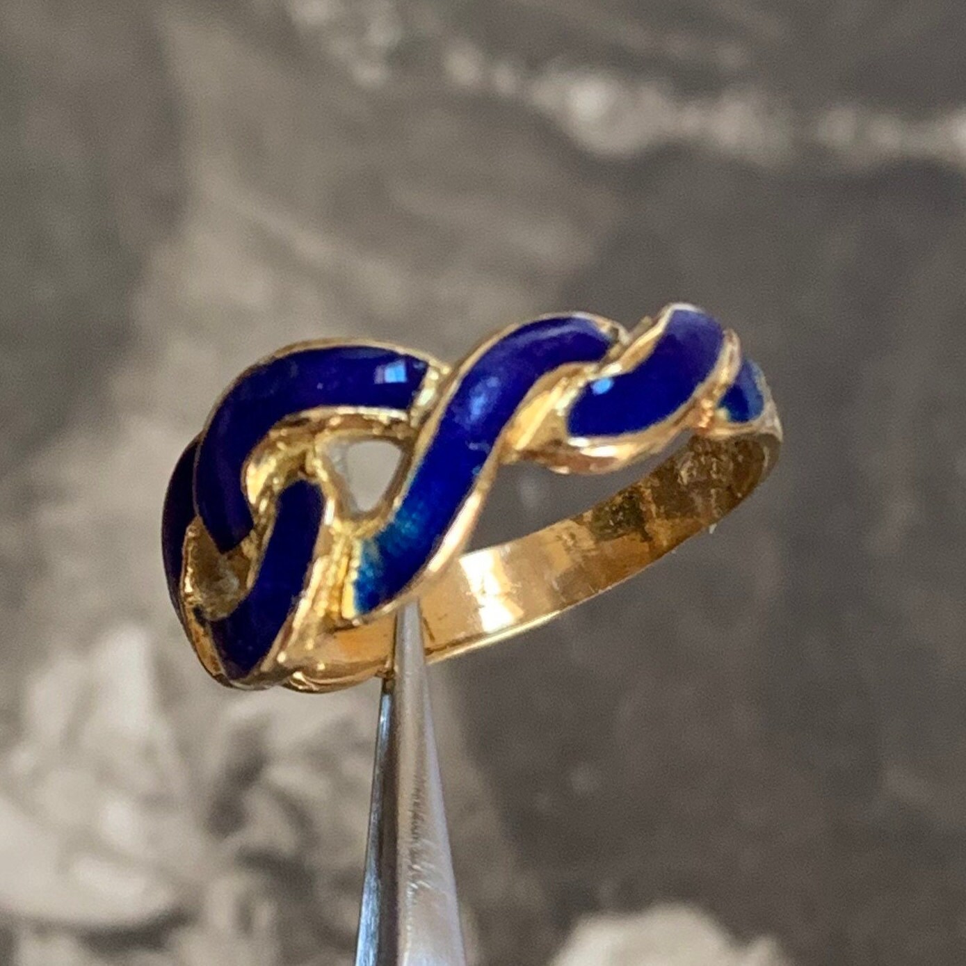 Vintage 18Ct Gold Ring With Blue Enamelling Designed & Made By Bonauguri Lucio in 1962 Italian Hallmarks