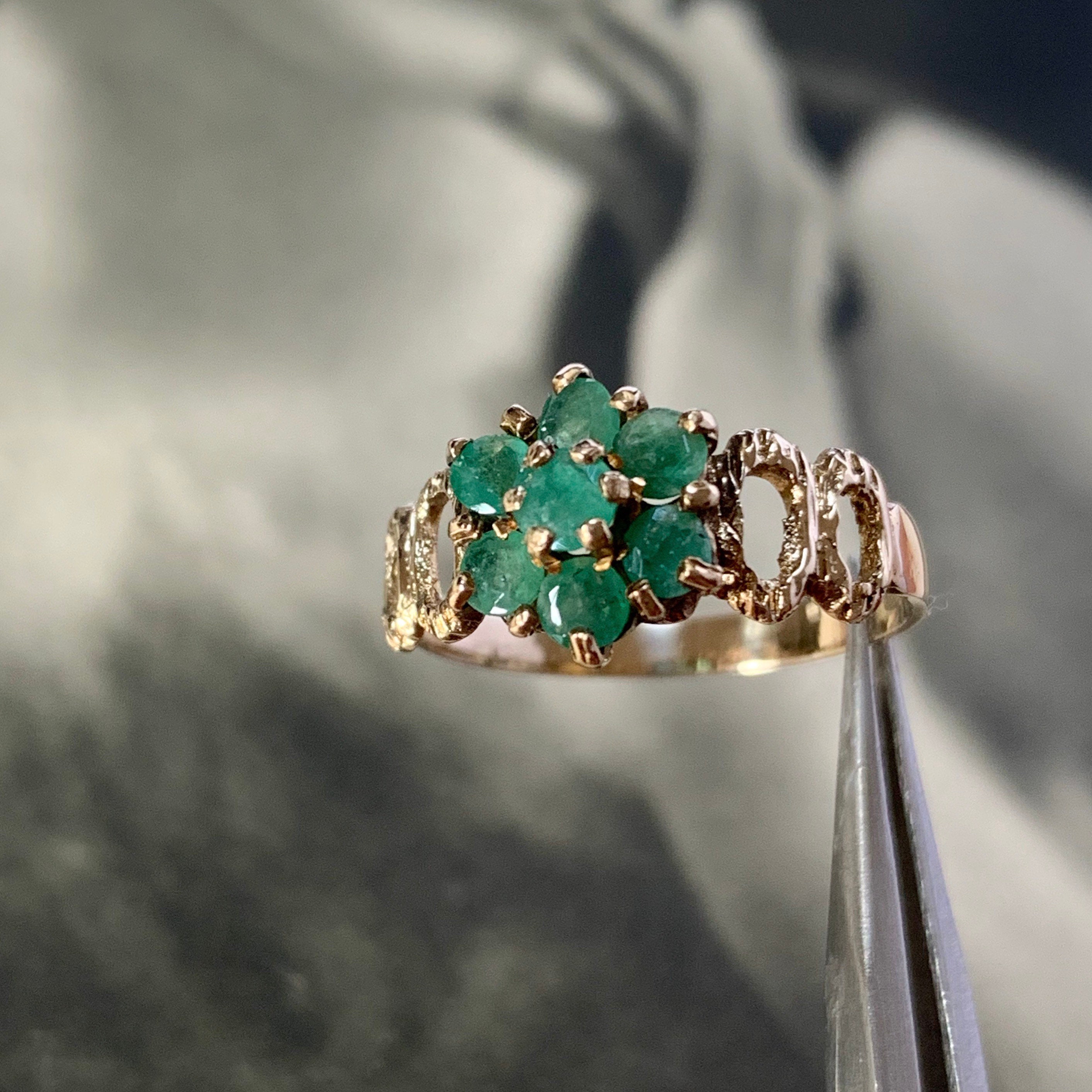 Emerald Ring 9Ct Yellow Gold Vintage Engagement Daisy Size Q.5 English Hallmark