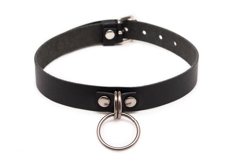Чокер «Готика-15» со стразами купить со скидкой в секс шопе  Фетиш и BDSM  Ошейники, поводки