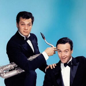 Some Like It Hot X Art Print Tony Curtis Jack Lemmon In Full Tux As On The Run