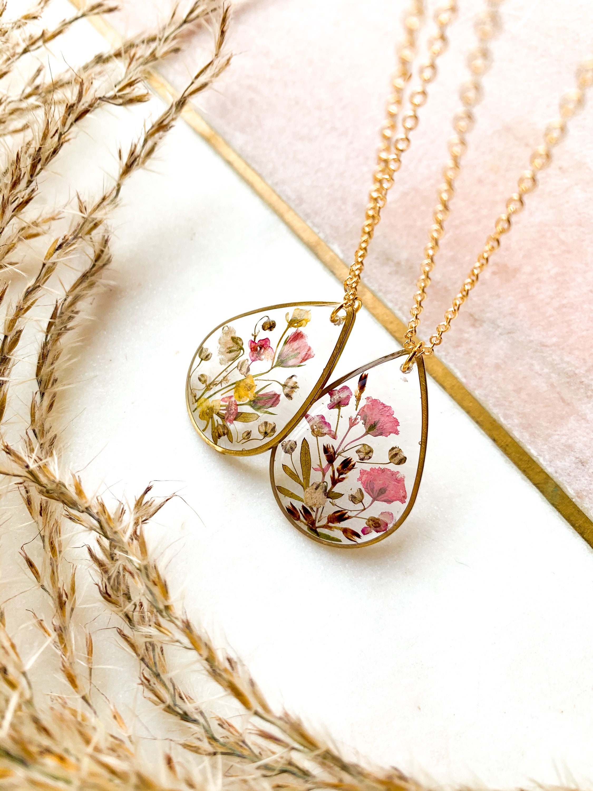 Preserved Wild Flower Pendant Necklace On 22K Gold Plated Fine Chain/Boho Chic Pressed Flowers Jewellery Floral