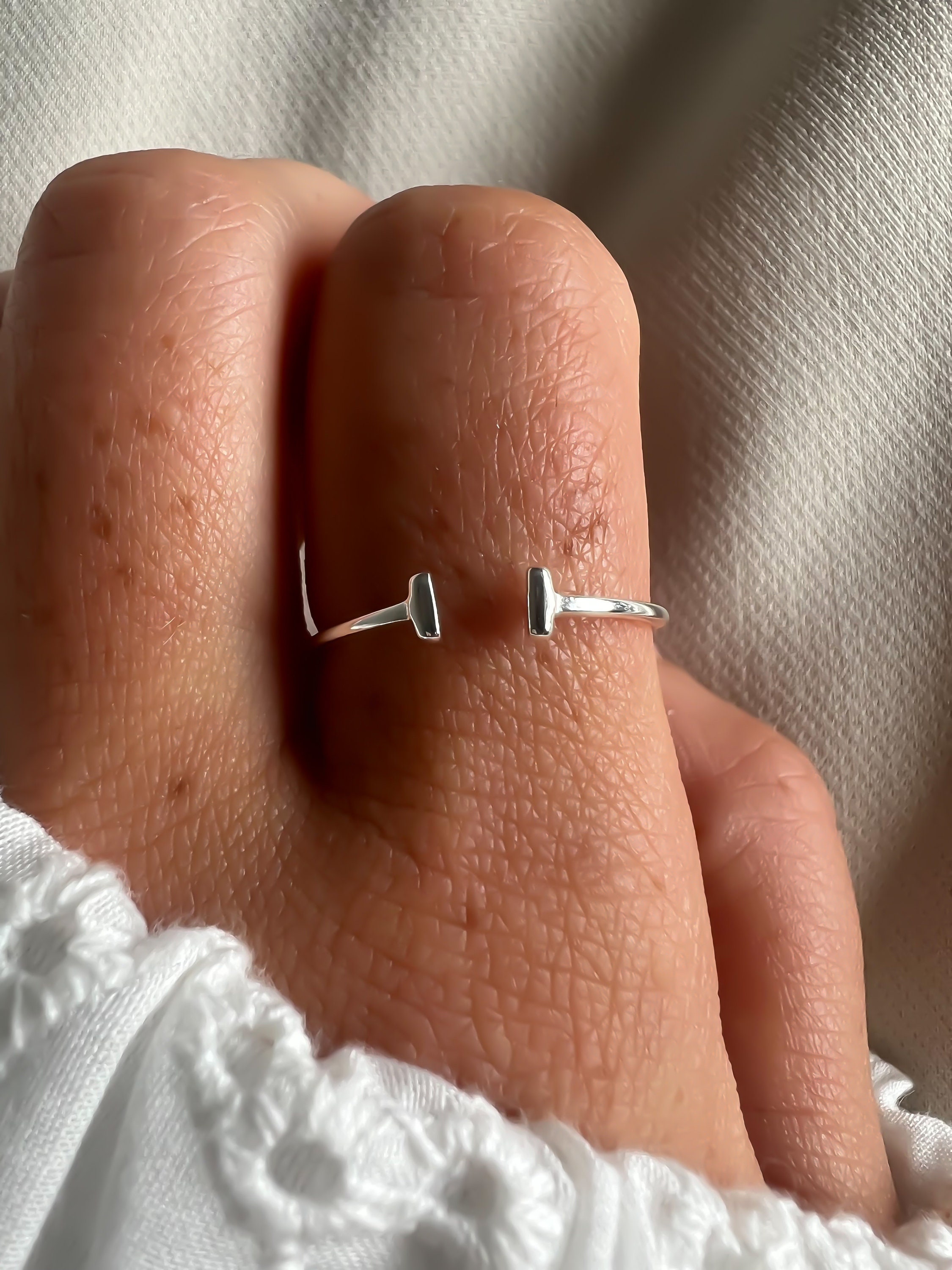 Thin Symetric Bar Silver Ring. Dainty Ring, Simple Minimalistic Ring
