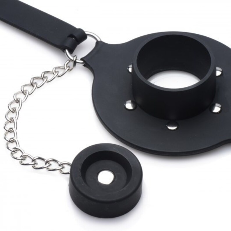 Кляп фаллос Master Series Face Fuсk Strap On Mouth Gag, черный XR Brands AD784 - XR Brands - Кляпы шары - Купить