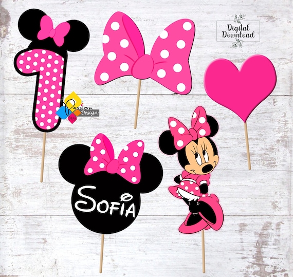 Minnie Mouse In Hot Pink