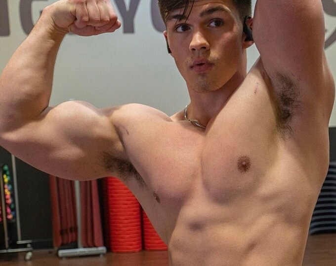 Handsome Bodybuilder Sexy Muscle Jock Hunk Hot Buff Alpha Male Man X Glossy Photo Poster Print