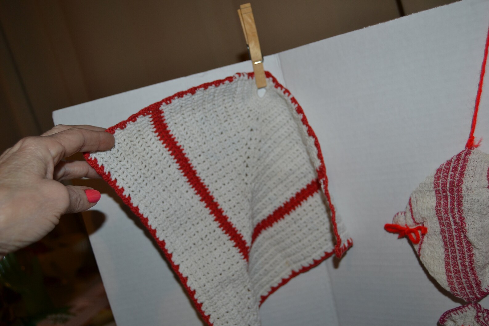 Kitsch Red White Window Or Wall Cutes Bikini Doily And Rag Etsy