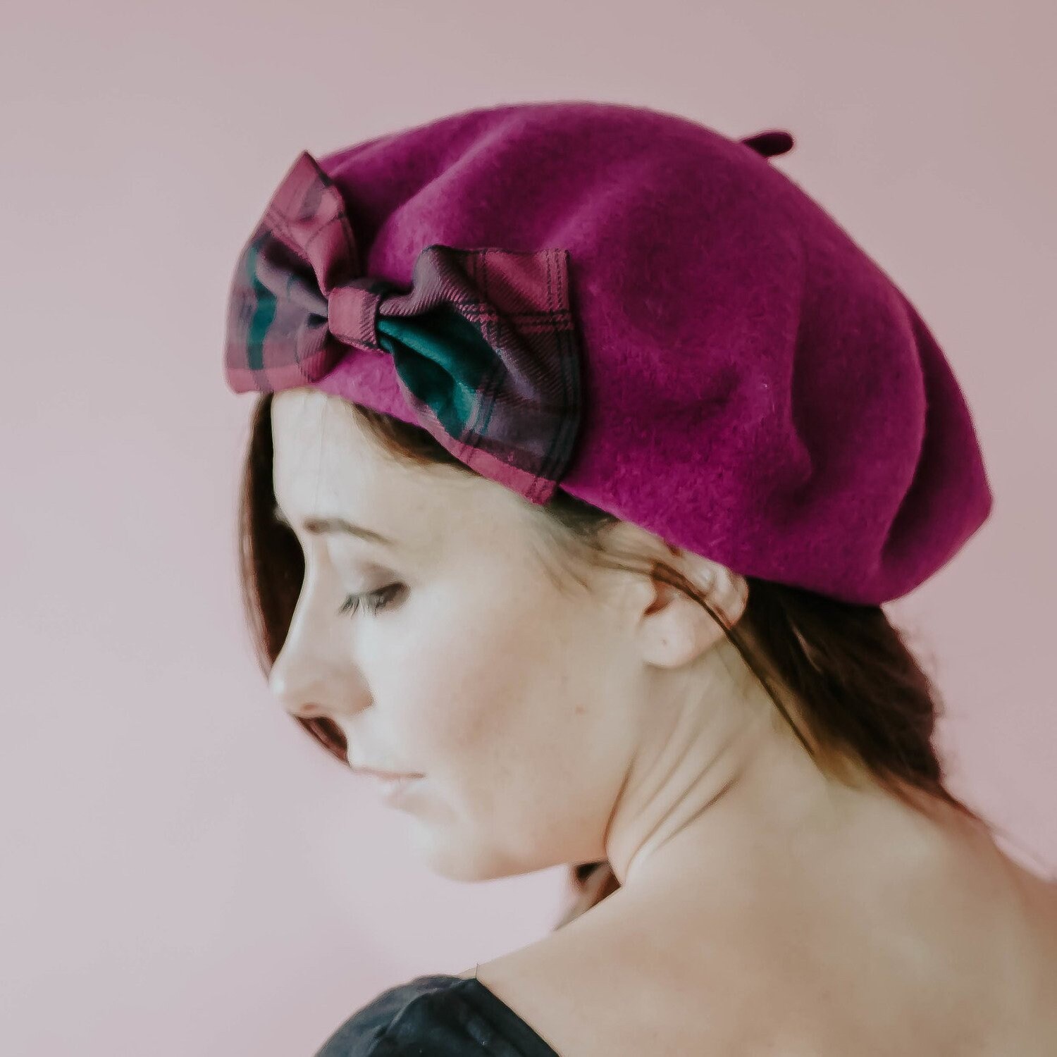 Magenta Purple Beret Hat With Green Tartan Bow, Wool Felt French Hat, Winter