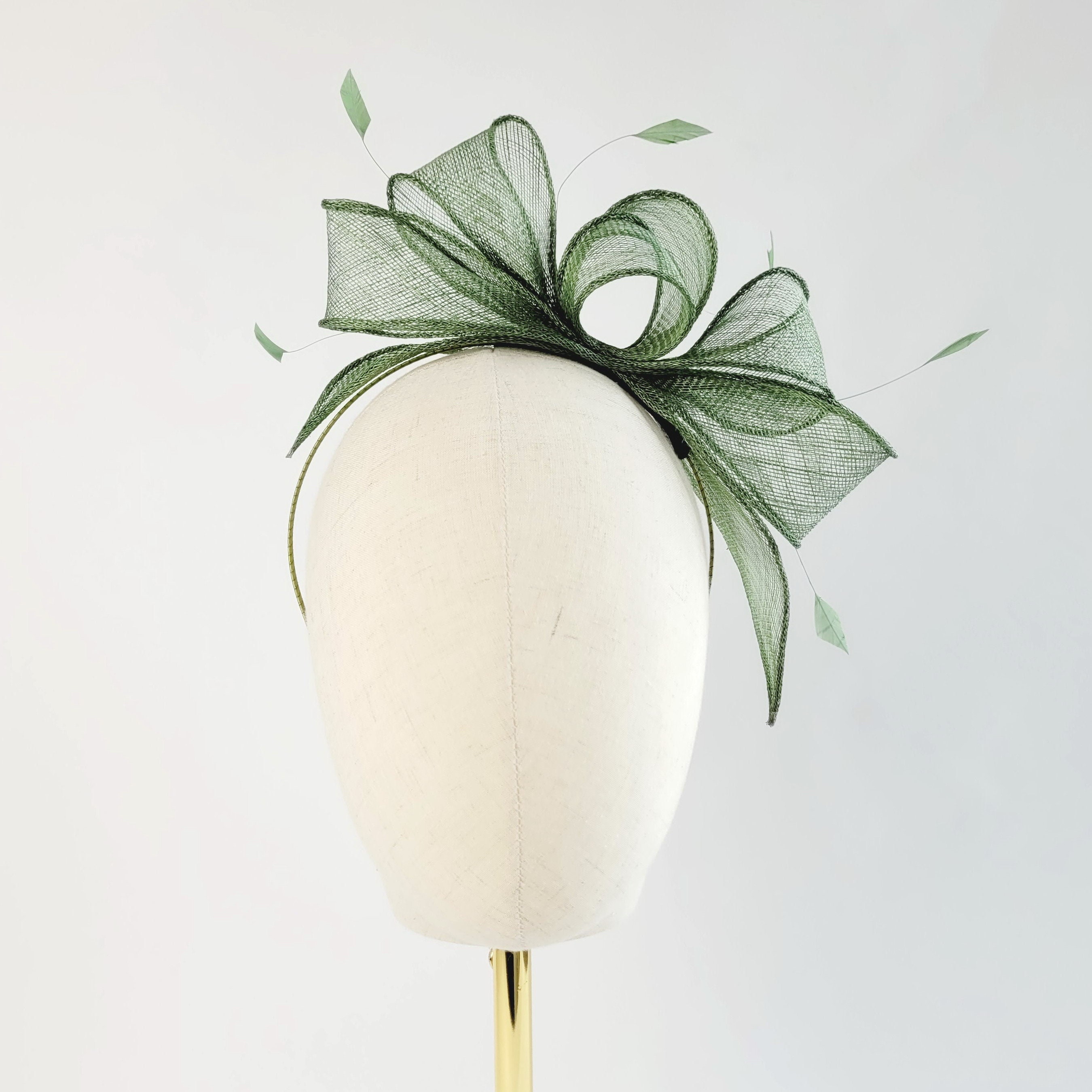 Green Loop Fascinator With Coque Feathers, Sinamay Fascinator, Wedding Hatinator, Race Day