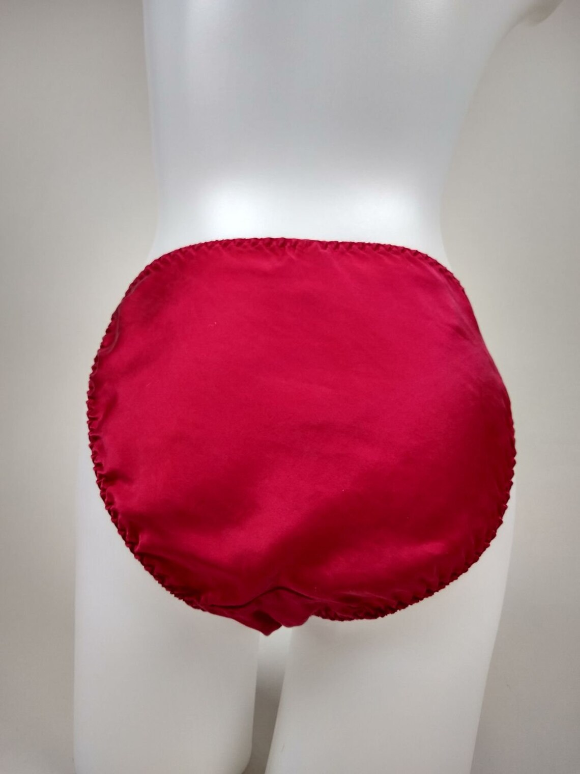 Victoria S Secret Vintage Silk Panties Bikini Lace Jewel Tone Ruby Red Soft Size Medium M