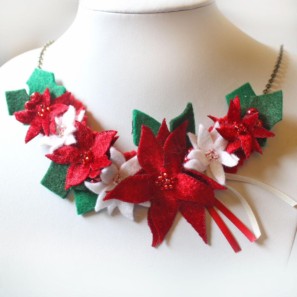 Poinsettia Necklace, Christmas Necklace With White & Red Poinsettia, Holly Leaves & Berries, Fabric Flowers, Festive Fashion Jewelry