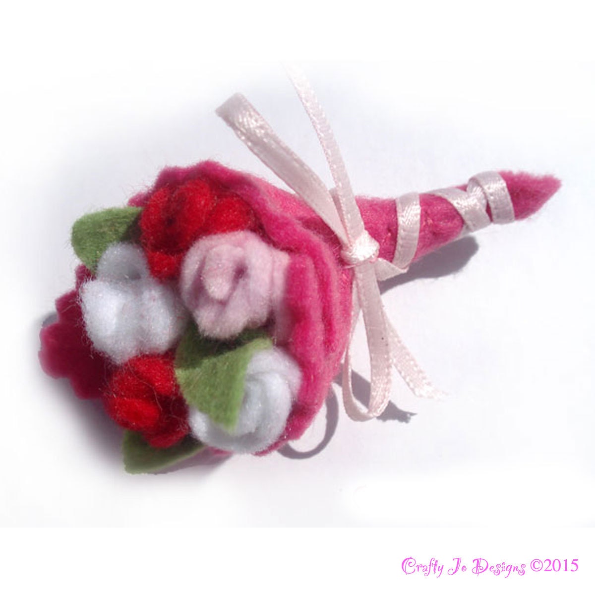 Pink Rose Red Bouquet Brooch, Boutonniere, Felt Flower Bouquet, Wedding Favors, Mothers Day Gift, Made To Order in Any Colours