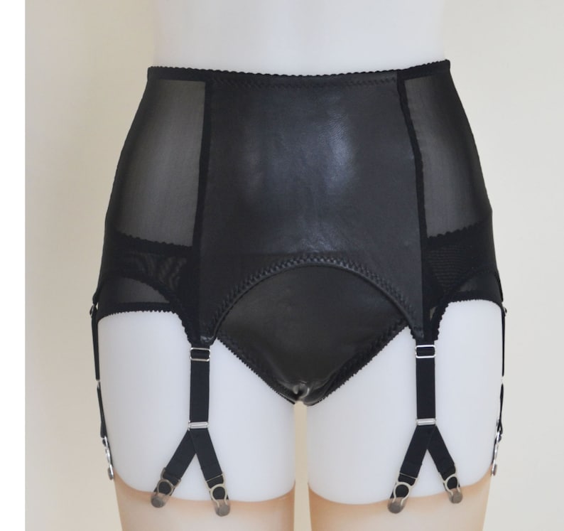 Трусы и пояс для чулок белые-XXXL 3305210 - Soft Line collection - Пояса для чулок - Купить