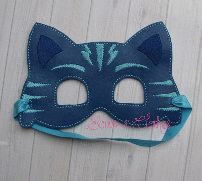 Полушлем маска кошки Katzenmaske  24902421001 - Orion - Открытые, с прорезями для глаз - Купить