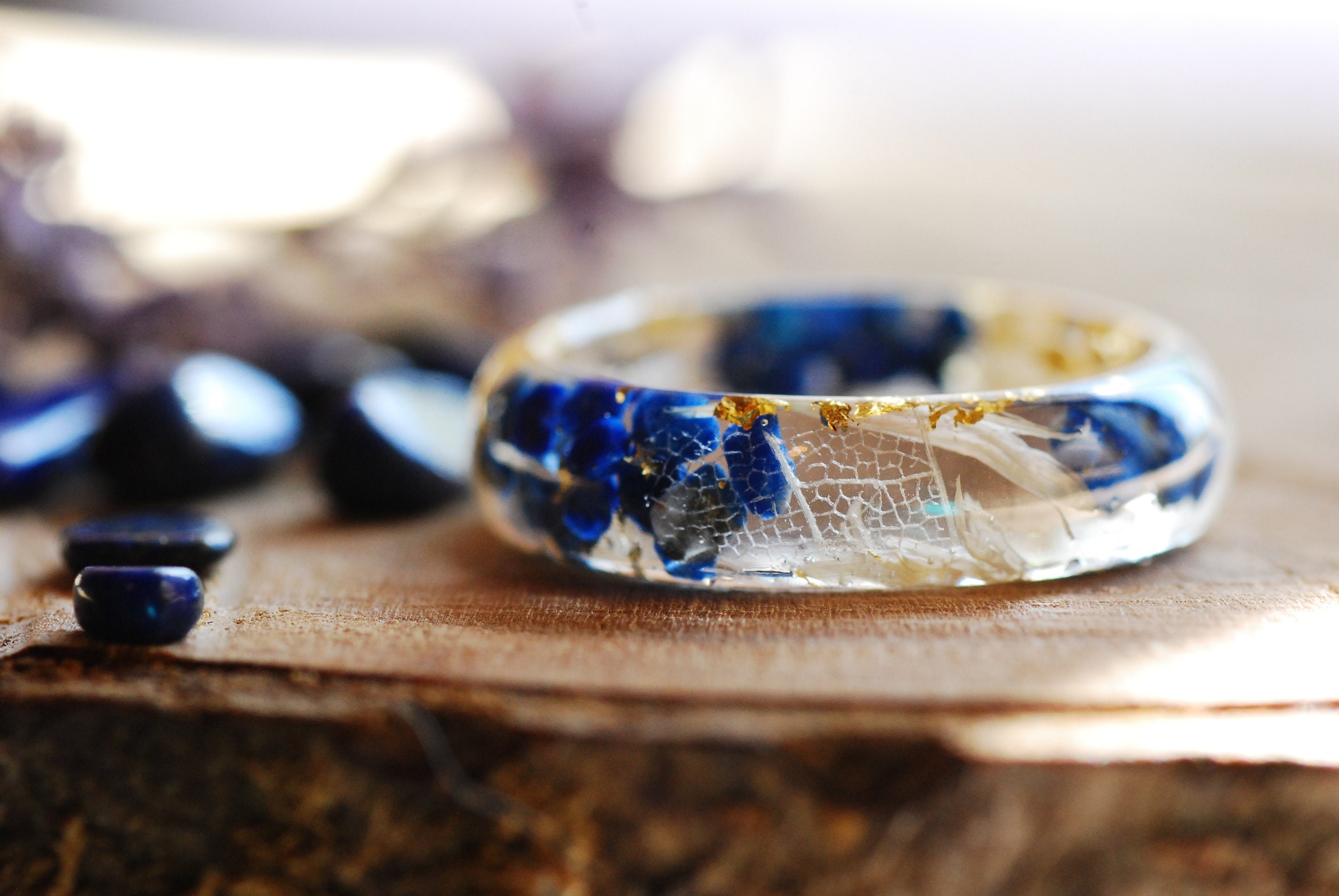Lapiz Lazuli Ring, September Birthstone Ring, Blue Gemstone Ring, Stone Resin Ring, Women ring, Pressed flower jewelry, Bohemian gift