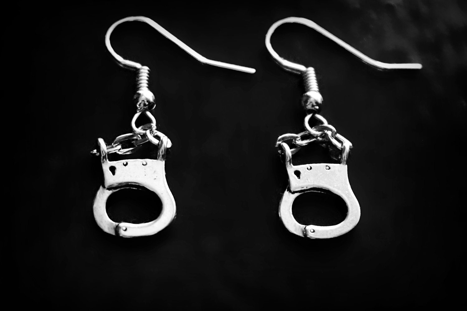 Наручники Obsessive A 745, Чёрный, One size Obs_A 745 cuffs One size - Obsessive - Перчатки, манжеты, наручники, браслеты - Купить