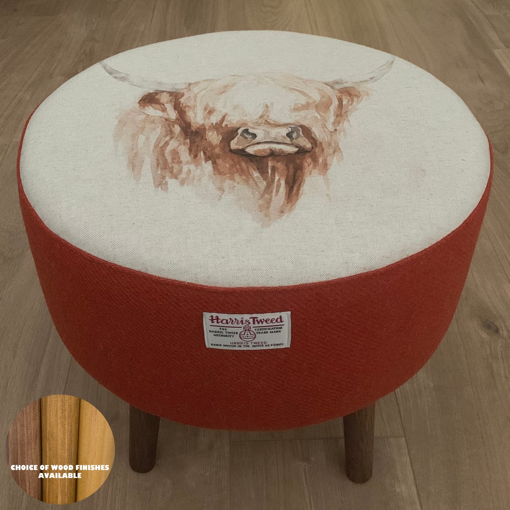 Harris Tweed groe verbranntorange Hocker mit Highland Kuh Top
