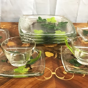 Vintage Hazel Atlas Gay Fad Ivy Glass Luncheon Plates Set Of Cups And Saucers Hand Painted