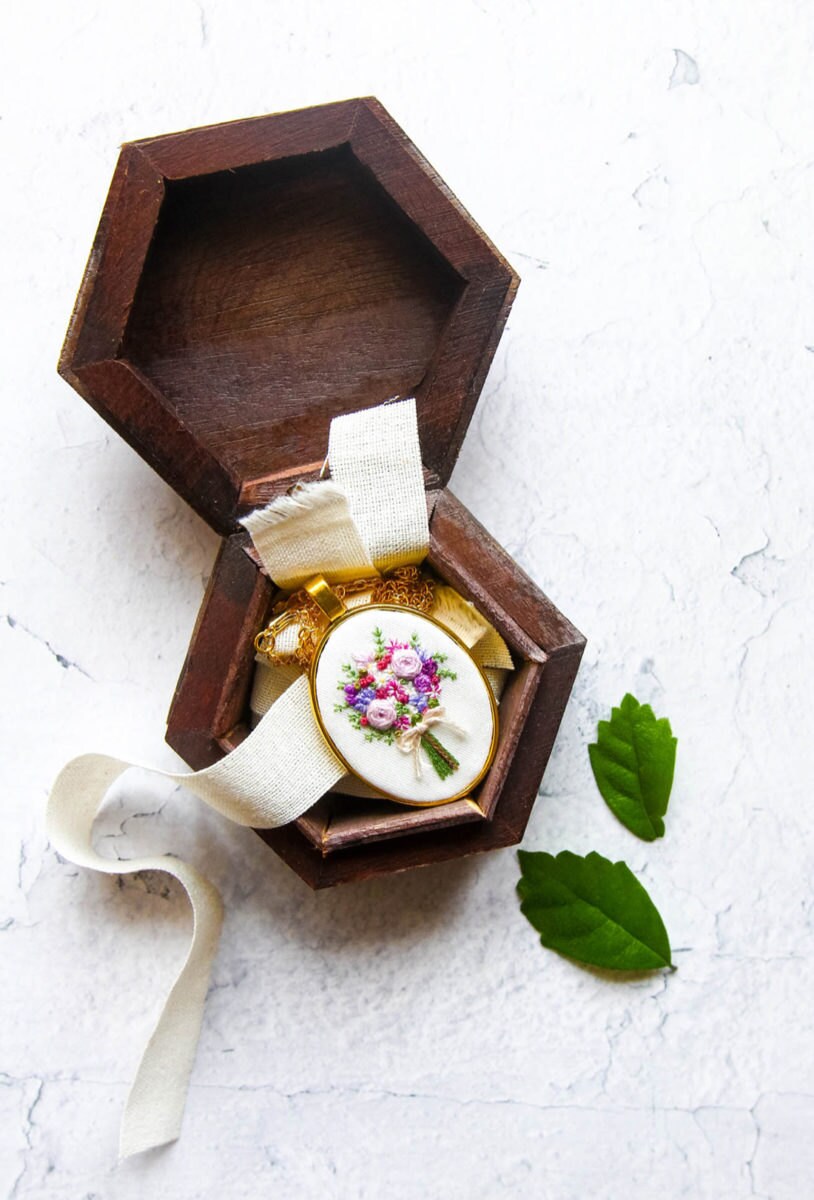 Embroidered bouquet pendant necklace from Thursday Craft Love