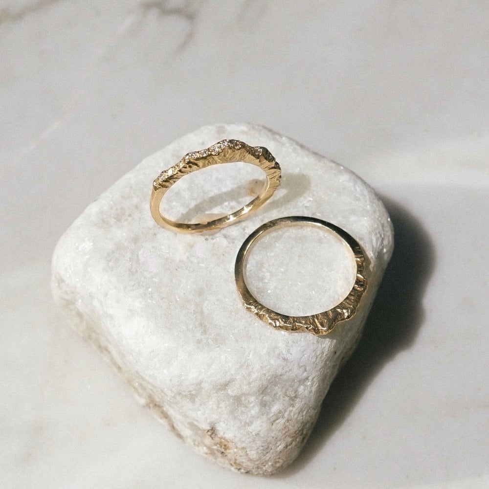Mountain rings from Everli