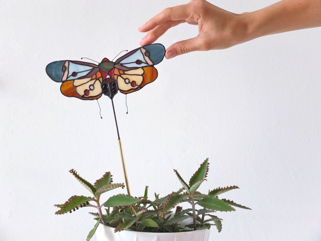 Mini plant pot bug suncatcher from Elena Zaycman