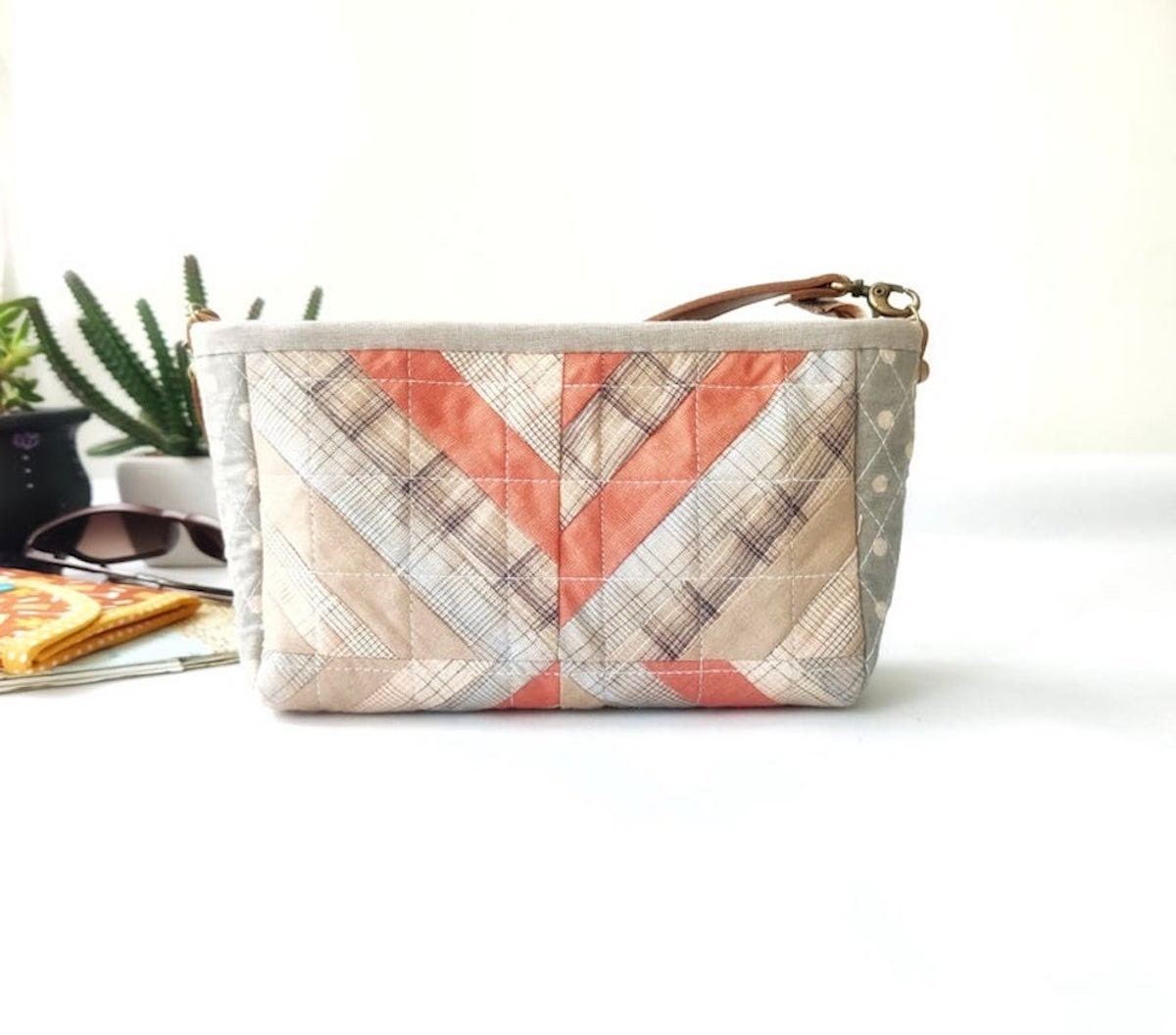 A quilted bag PDF pattern from Etsy