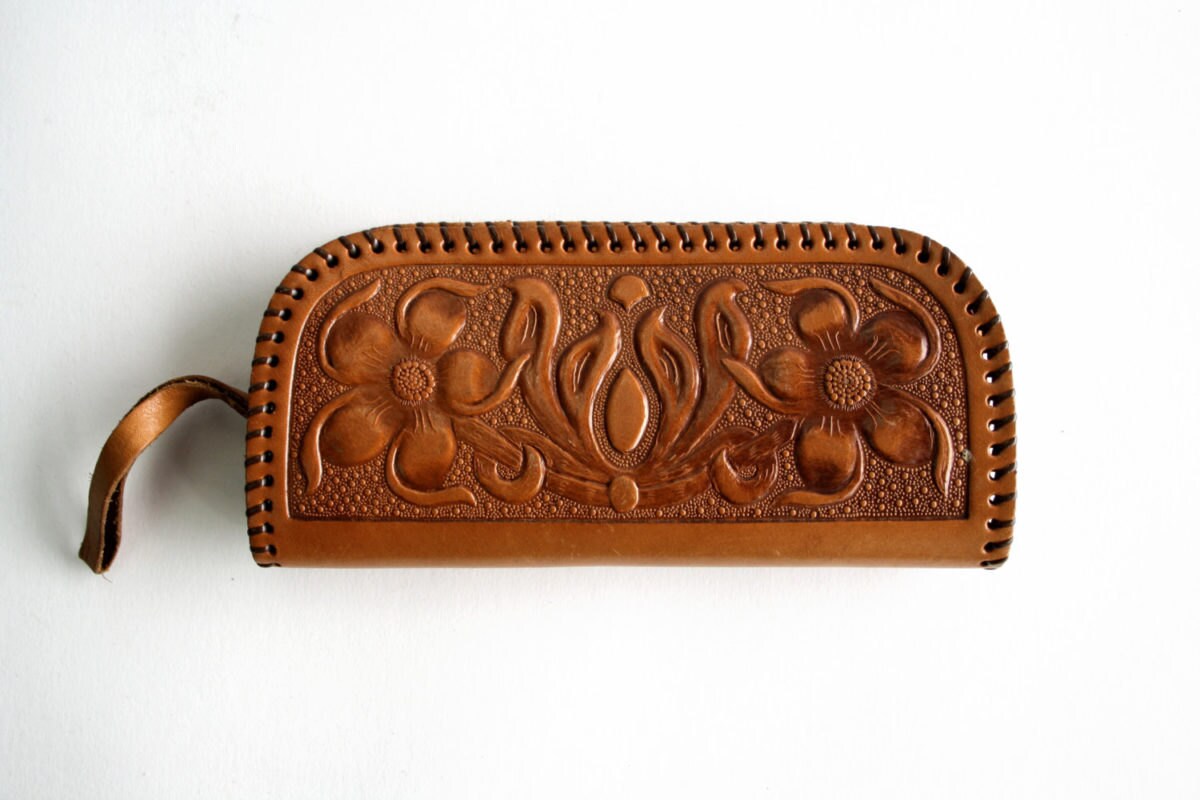 leather-wristlet