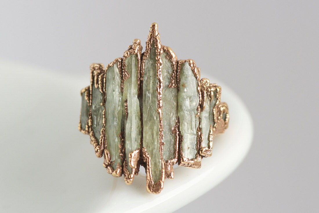 An electroformed raw green kyranite ring from eMeraki