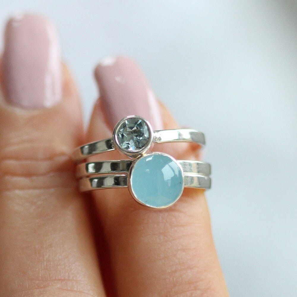 Personalized aquamarine birthstone stacking ring from Soremi Jewellery