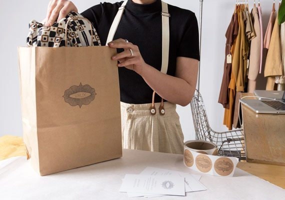 vaux-vintage-packing