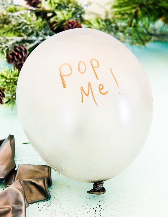 BF_holidayDIYs_balloon