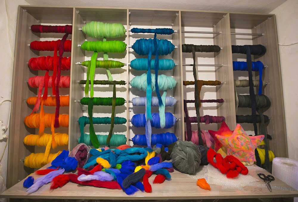 fs_feltthink_yarn-wall