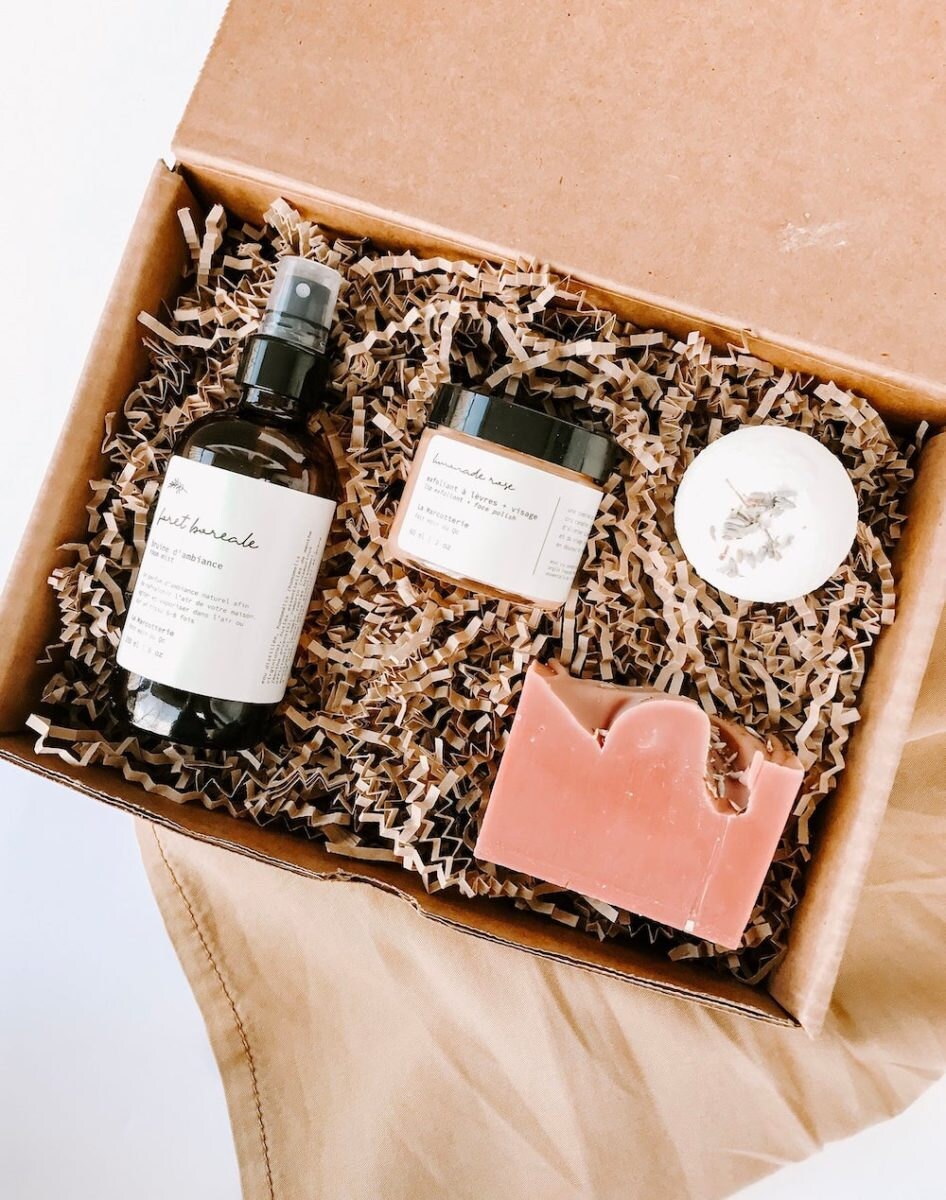 Custom spa sets and other meaningful Mother's Day gifts from Etsy