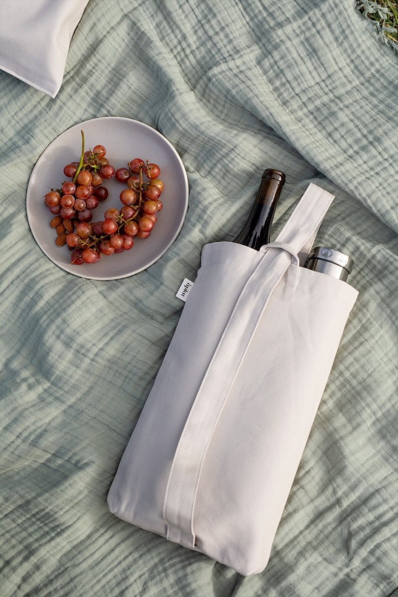 Reusable food totes from Etsy