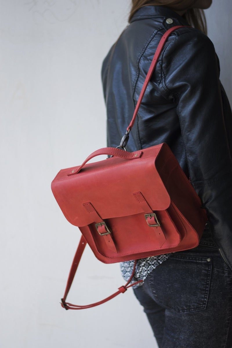 Convertible leather backpack from InSunt