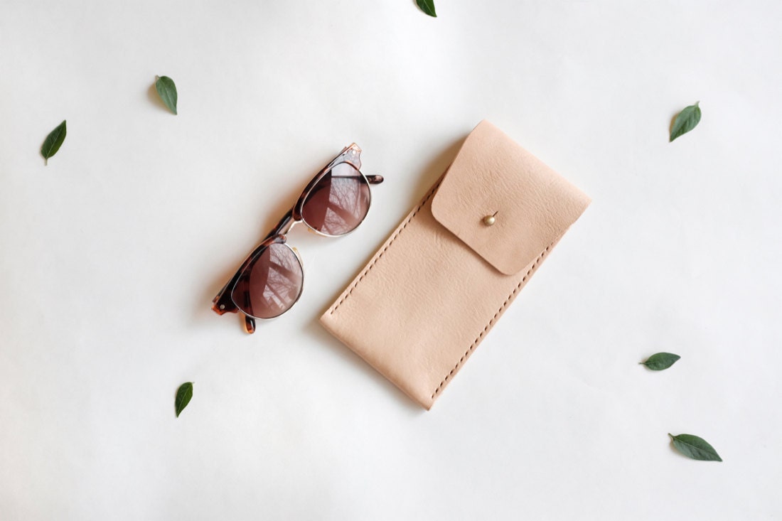 Leather eyeglasses case in natural nude from Small Queue