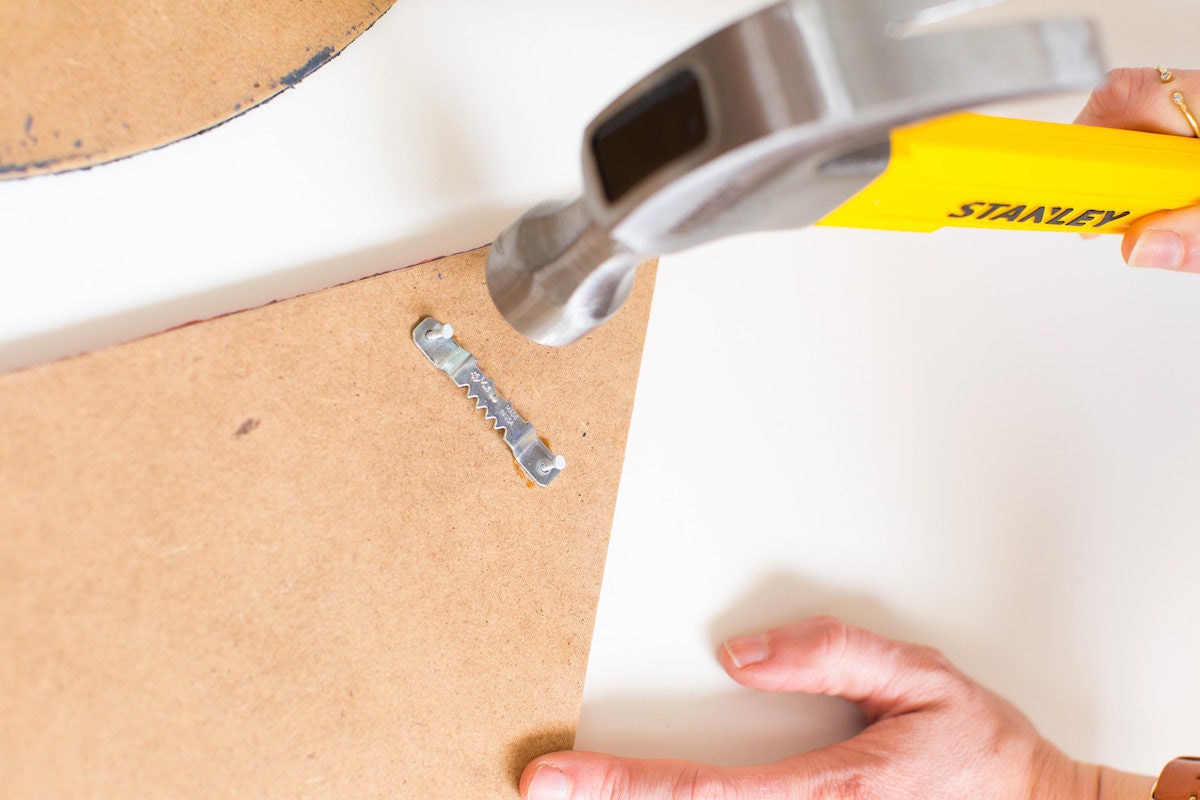 Adding a hanger to your DIY memo board
