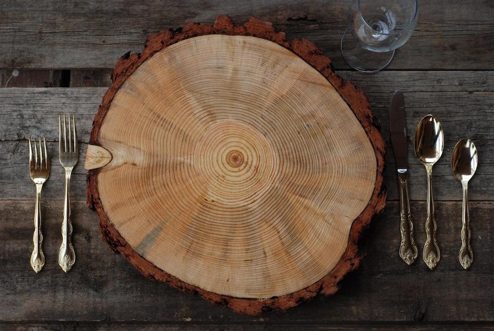 A wood slice charger from Fox Creek Woodcraft