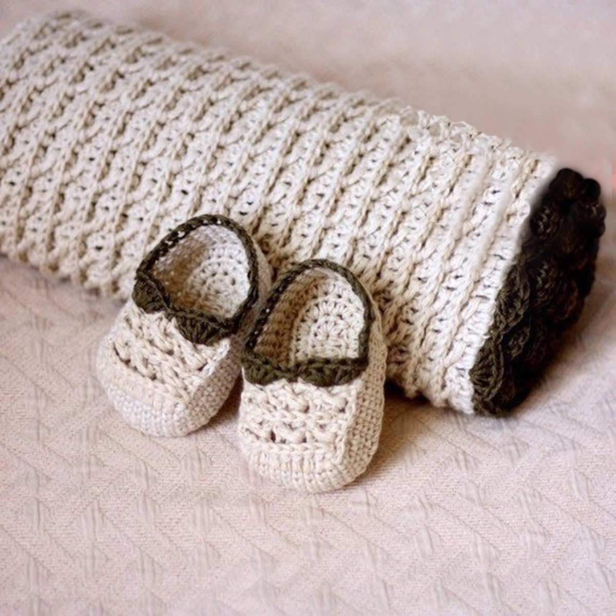 Crochet baby blanket and booties pattern from Mon Petit Violon on Etsy