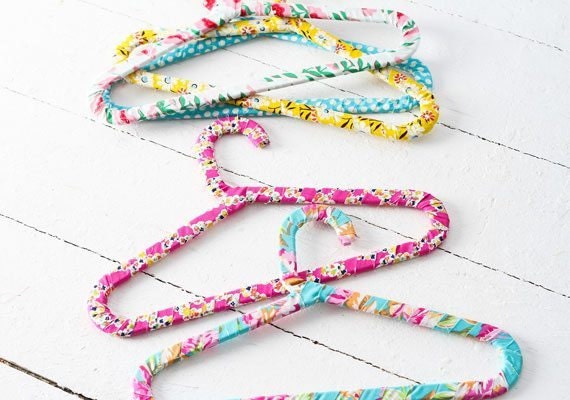 Baby Shower Craft: DIY Fabric-Wrapped Hangers