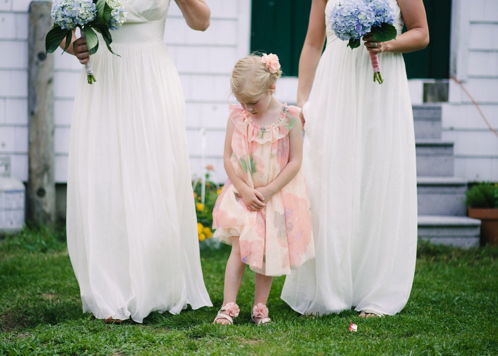 _etsyweddings_storiesandadvice_megkeene_apracticalwedding_girl